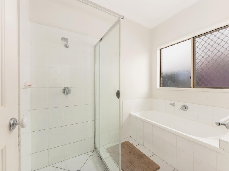 15 Raleigh Pl, Redbank Plains QLD 4301