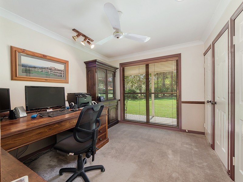 53 Durlik Road, Pine Mountain QLD 4306