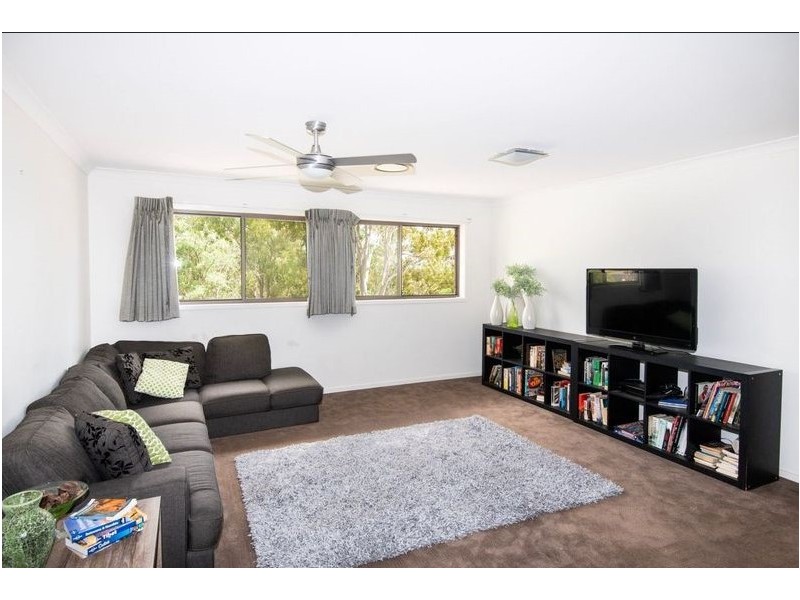 5 Fay Court, Fernvale QLD 4306