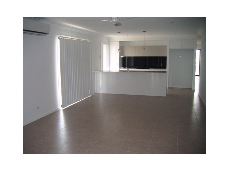 13 Glasswing Street, Deebing Heights QLD 4306