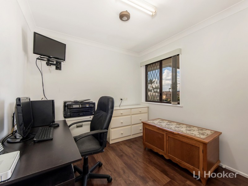 24 Dulcie Street, Raceview QLD 4305