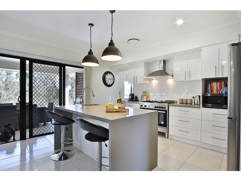 104 Condamine Drive, Fernvale QLD 4306