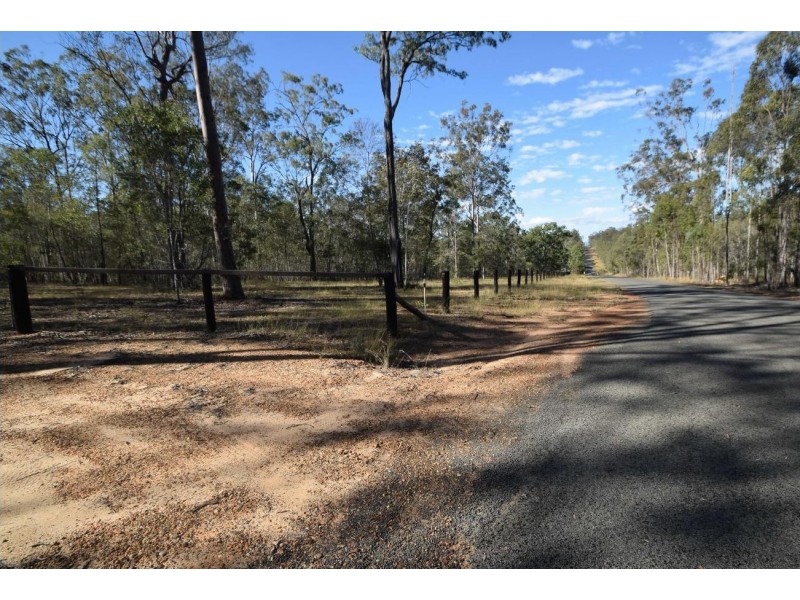 212 Wattle Rd, Coominya QLD 4311