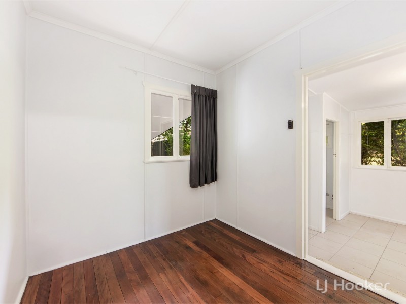 114 Whitehill Road, Eastern Heights QLD 4305