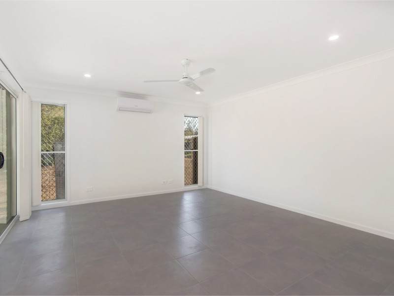 1/54 Bourke St, Brassall QLD 4305