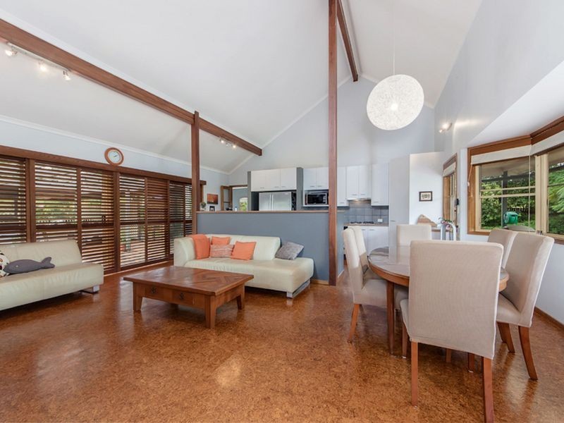22 Morris Street, Silkstone QLD 4304