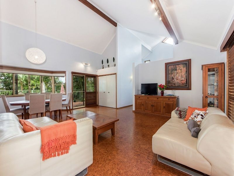 22 Morris Street, Silkstone QLD 4304