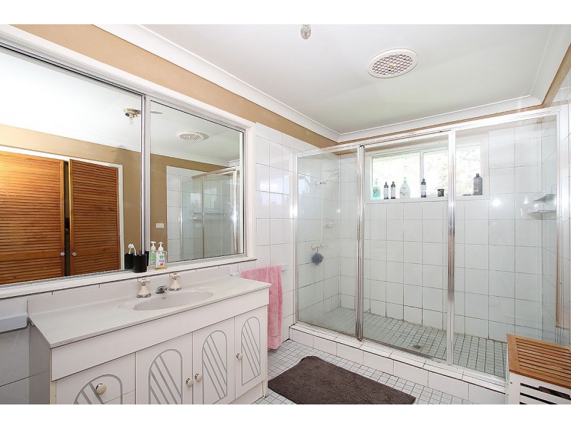 218 Lowood Minden Road, Tarampa QLD 4311