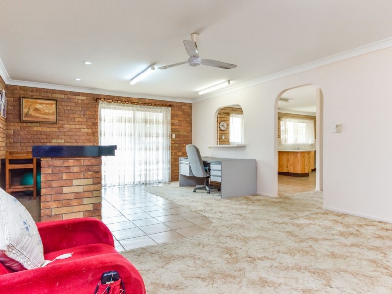 76 Carralluma Crescent, Fernvale QLD 4306