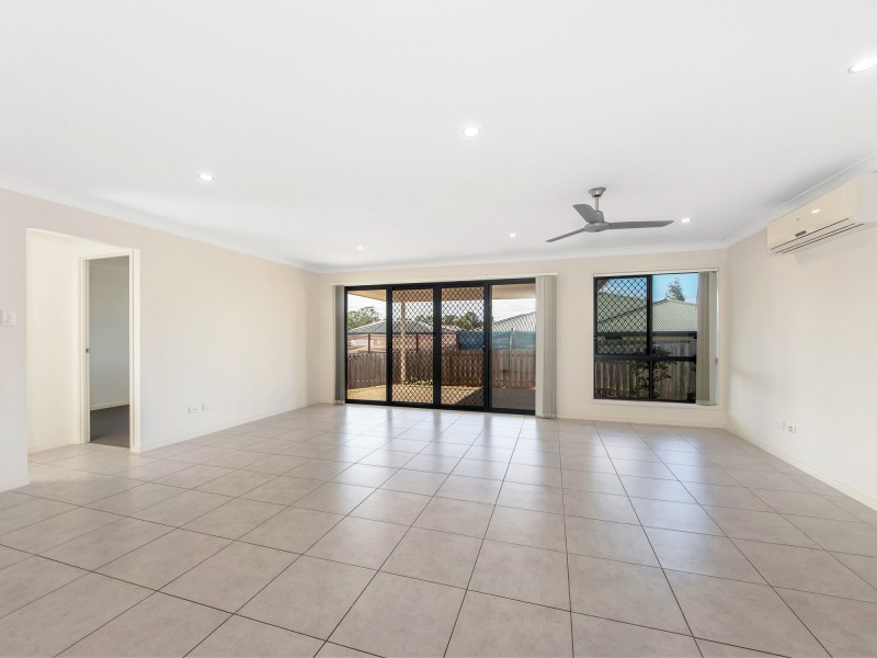 19 Cowie Street, Deebing Heights QLD 4306