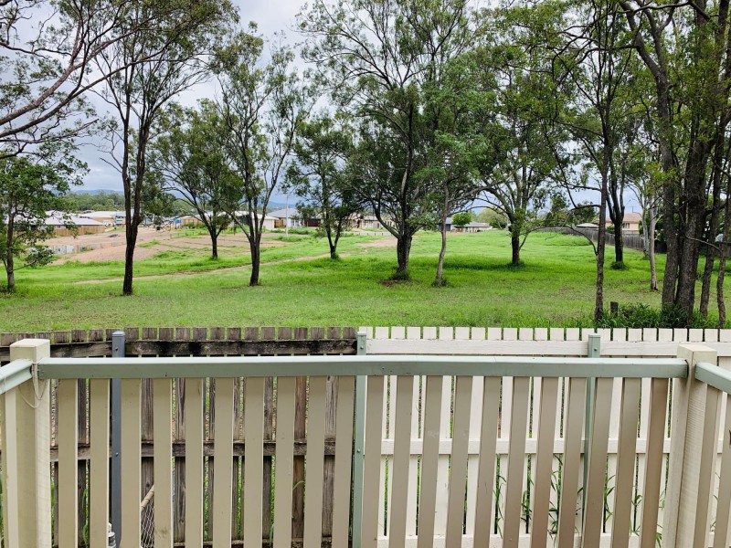 14 Light Street, Leichhardt QLD 4305