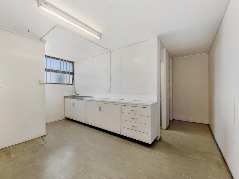 94 Brisbane Street, Ipswich QLD 4305