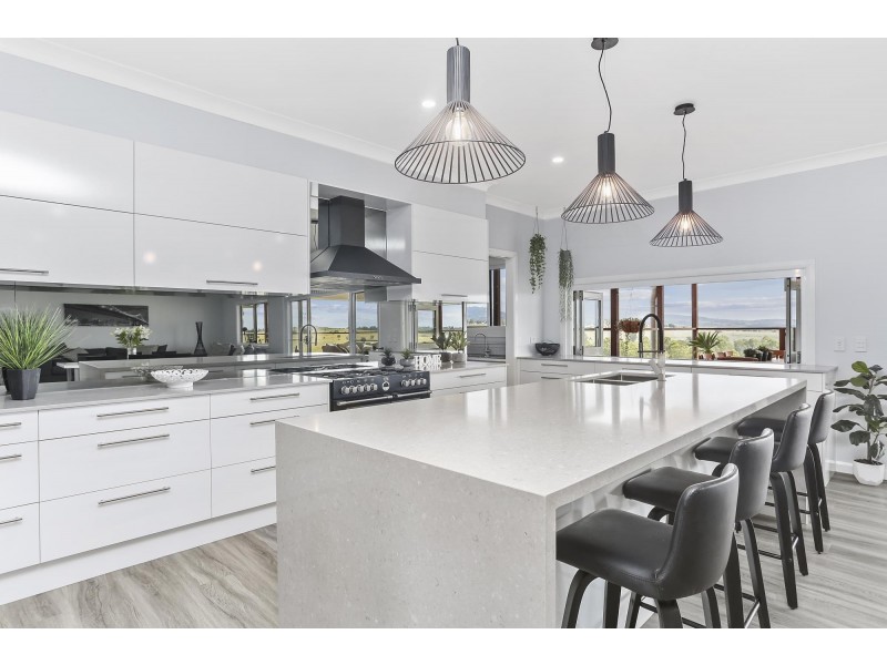 39 Cooper Rd, Haigslea QLD 4306