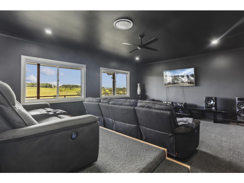 39 Cooper Rd, Haigslea QLD 4306