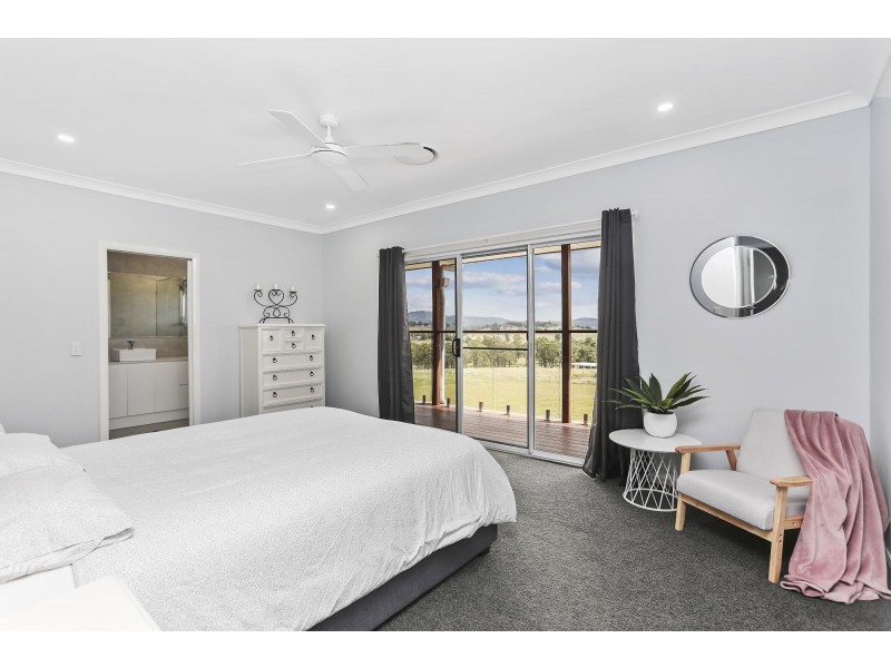 39 Cooper Rd, Haigslea QLD 4306