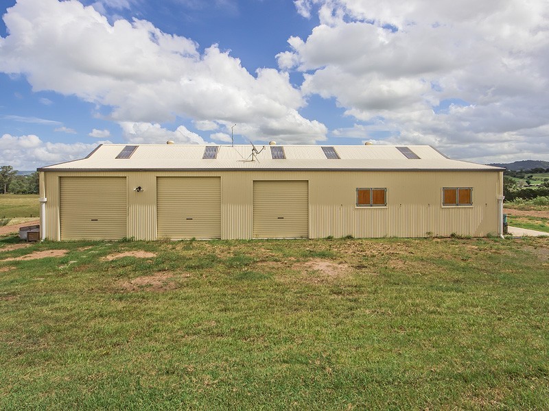 39 Cooper Rd, Haigslea QLD 4306