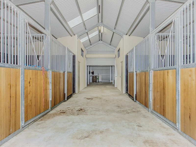 39 Cooper Rd, Haigslea QLD 4306