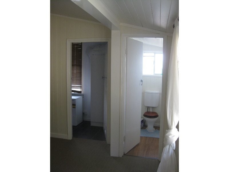 7 Tongue Street, Newtown QLD 4305