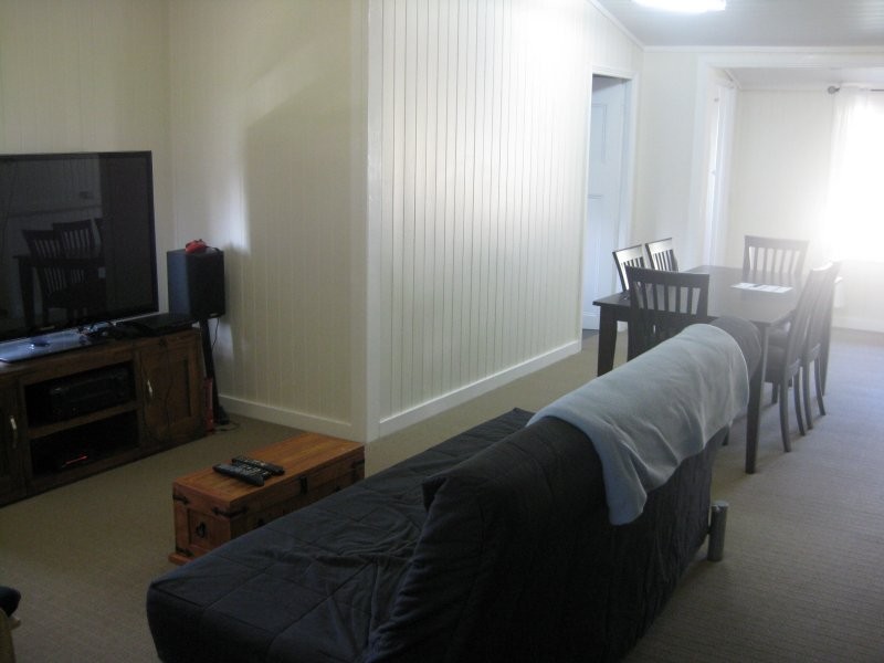 7 Tongue Street, Newtown QLD 4305