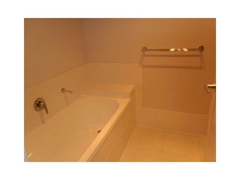 41 Peregrine Drive, Lowood QLD 4311