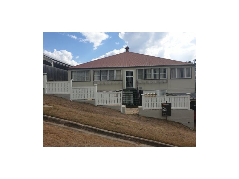 27 Murphy Street, Ipswich QLD 4305