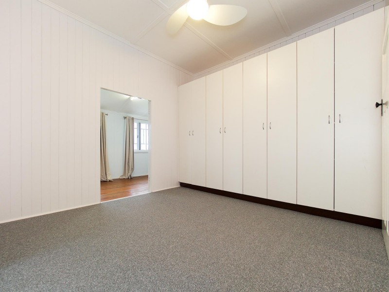 114 Clarendon Station Road, Clarendon QLD 4311