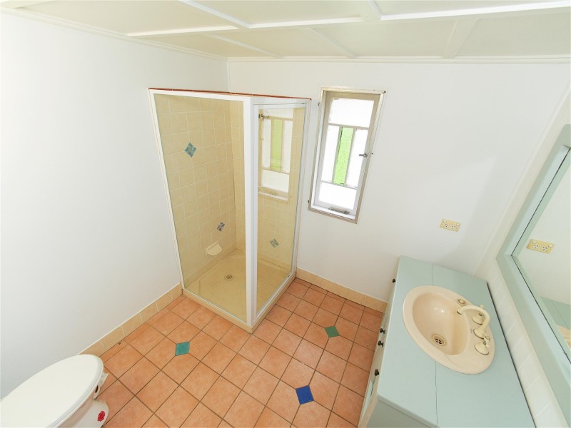 114 Clarendon Station Road, Clarendon QLD 4311