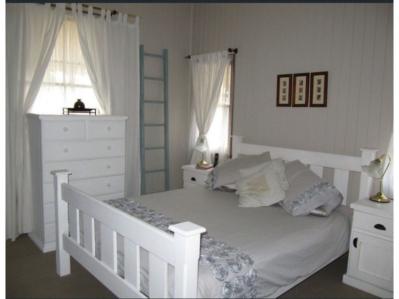 12 Joyce Street, East Ipswich QLD 4305