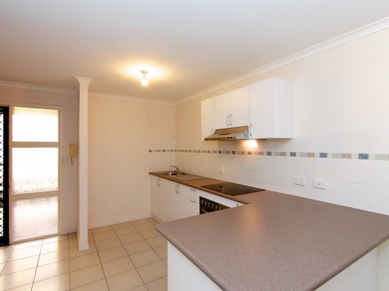 4/60 Railway Street, Booval QLD 4304