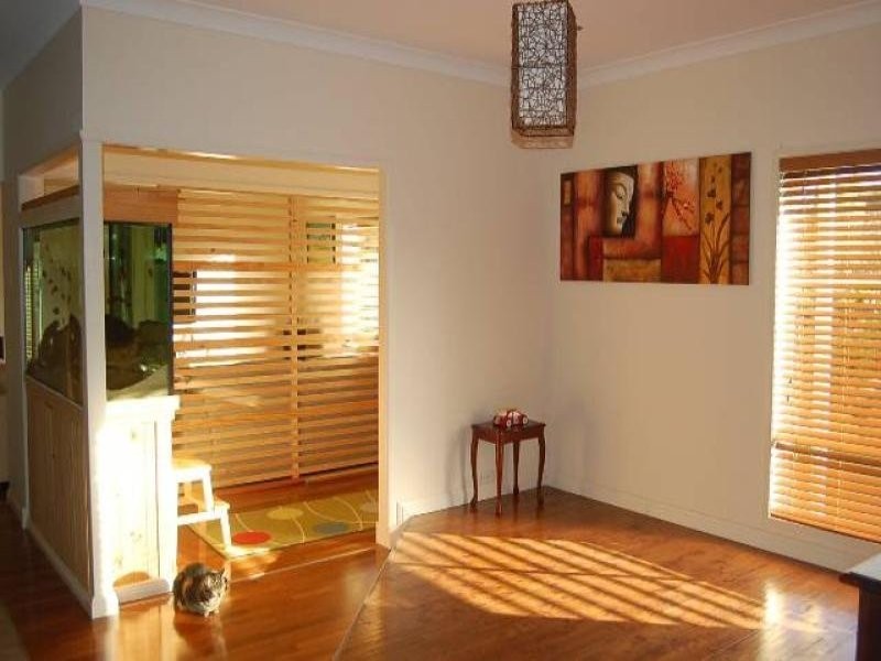 10 Mamaku Street, Fernvale QLD 4306