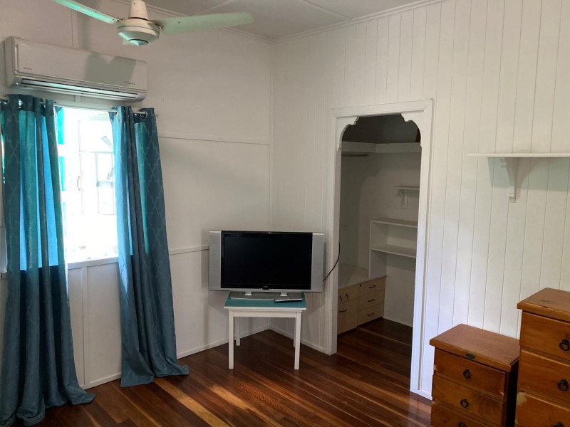 7 Ivy Hansens Rd, Tallegalla QLD 4340