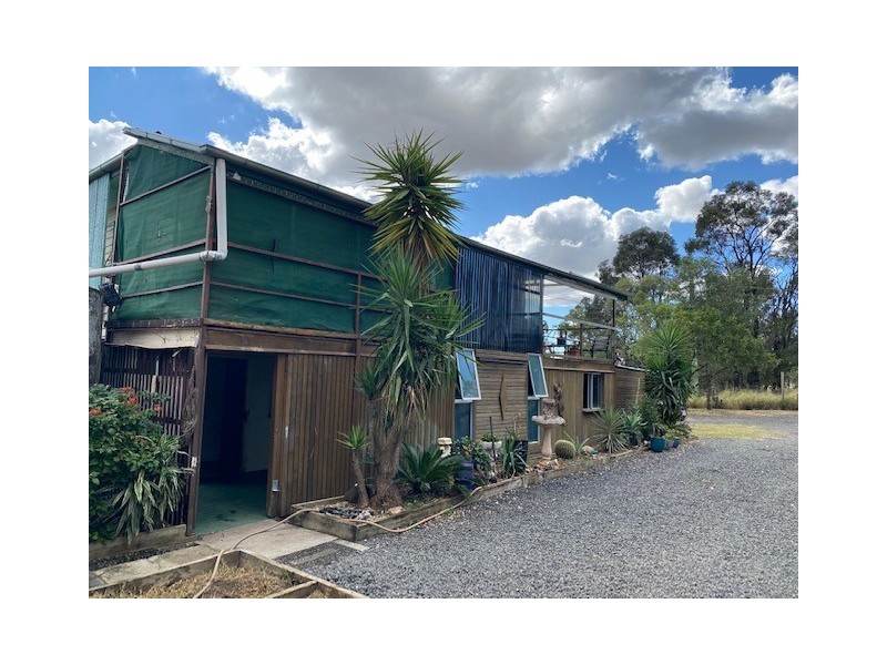 7 Ivy Hansens Rd, Tallegalla QLD 4340