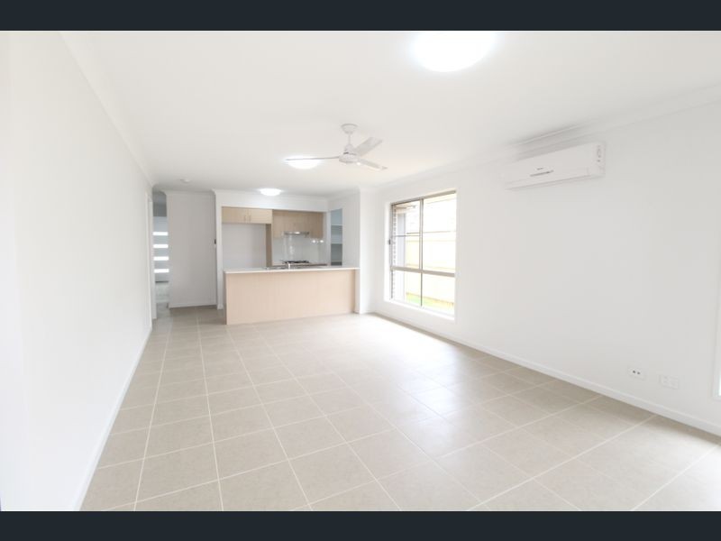 18 Coolah Street, South Ripley QLD 4306