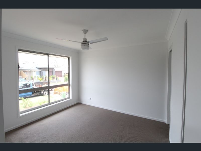 18 Coolah Street, South Ripley QLD 4306