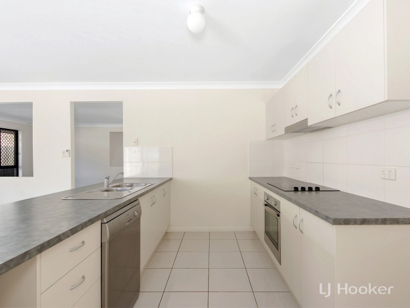 44 Nixon Drive, North Booval QLD 4304