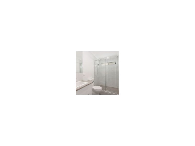 2/54 Bourke Street, Brassall QLD 4305