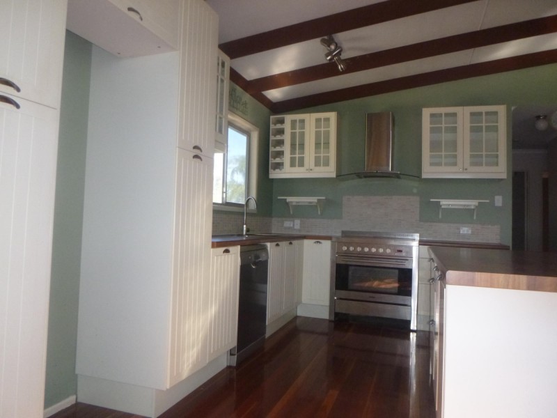 230 Whitehill Road, Raceview QLD 4305