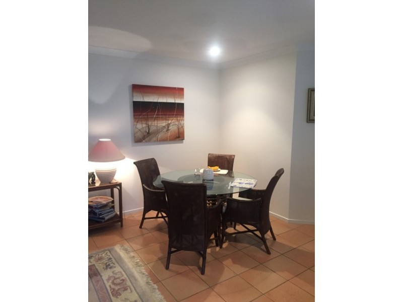 10 Martens Place, Brookfield QLD 4069