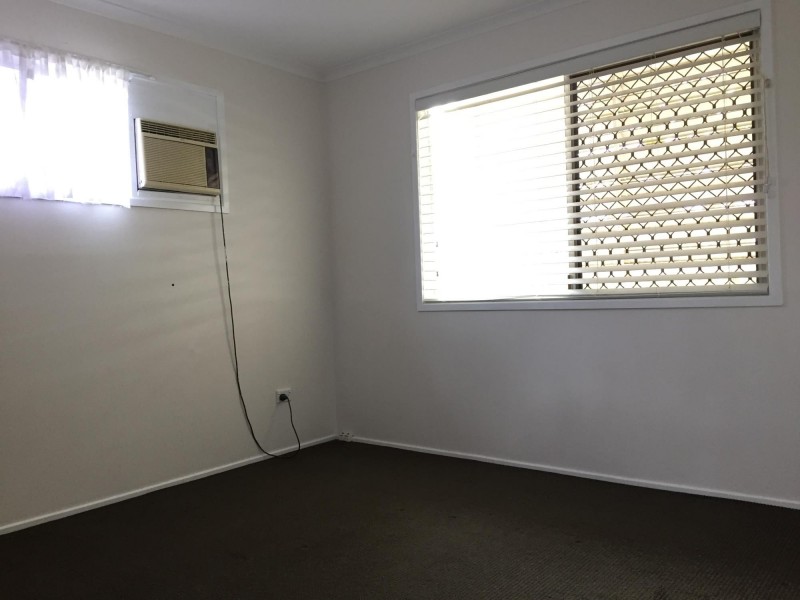 9 Portley Street, Bundamba QLD 4304