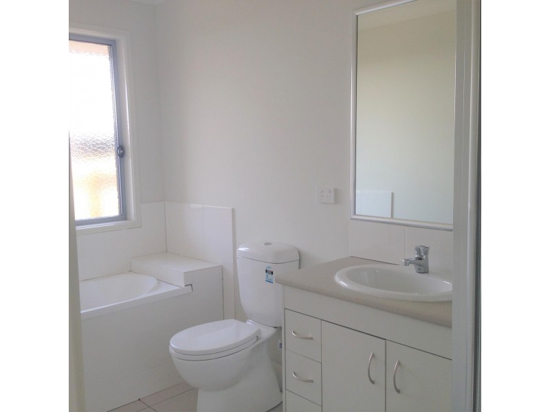 2/23 Pendragon Street, Raceview QLD 4305