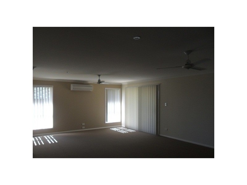 29 Peregrine Drive, Lowood QLD 4311