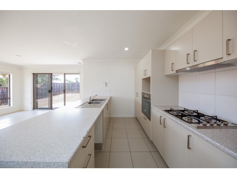 54 Goldenwood Crescent, Fernvale QLD 4306