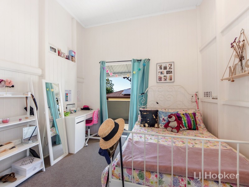 116 Robertson Road, Eastern Heights QLD 4305