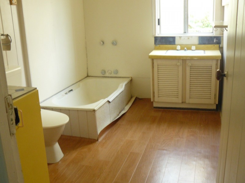 46 Cole Street, Silkstone QLD 4304