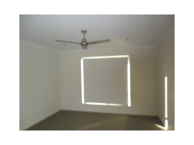 31 Goldenwood Crescent, Fernvale QLD 4306