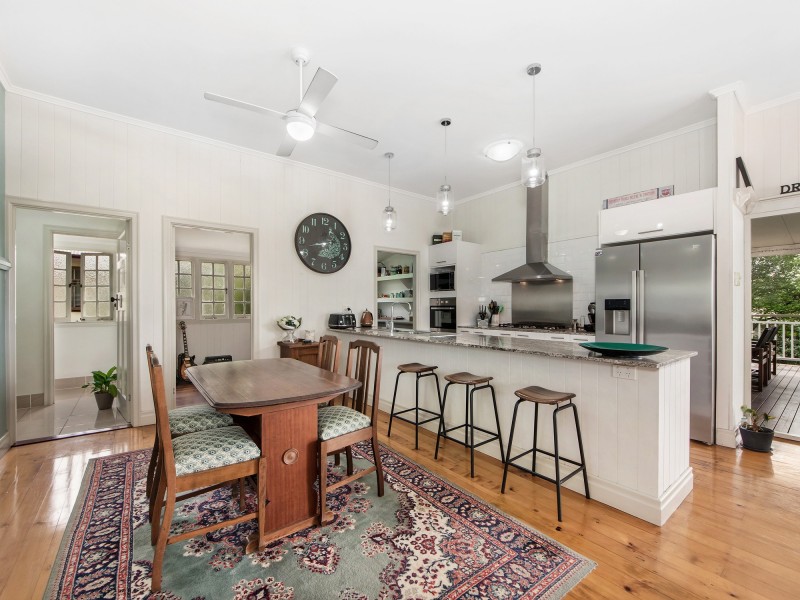 4 Jackes Street, Eastern Heights QLD 4305