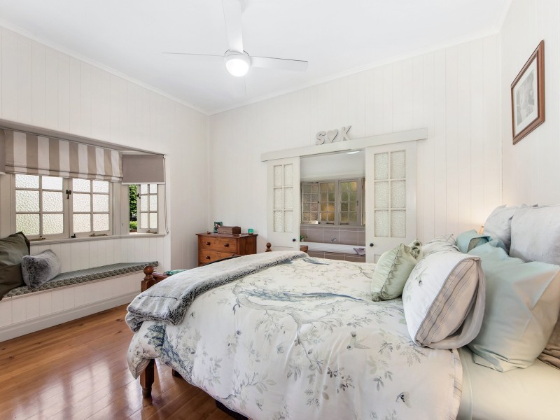 4 Jackes Street, Eastern Heights QLD 4305