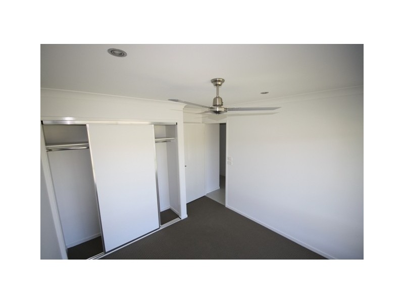 4 Myrtle Street, Fernvale QLD 4306