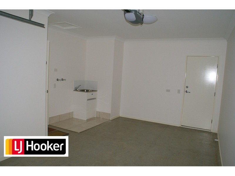 10A Palm Avenue, Raceview QLD 4305