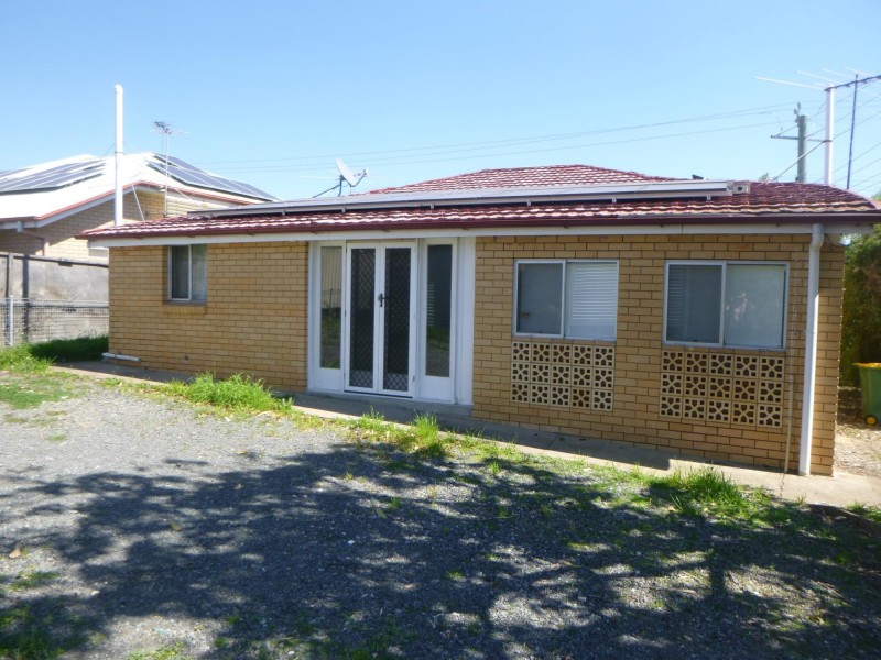 228 Warwick Road, Churchill QLD 4305